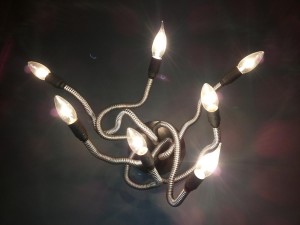 lampada in metallo di design