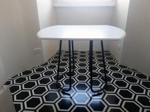 Tavolo Realizzato su Progetto Studio Mezzo Sangue