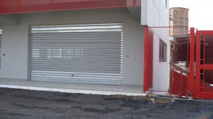 Serranda antitaglio in ferro realizzata su misura a Roma