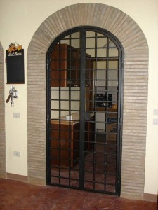 Grate in ferro per frantoio in Umbria